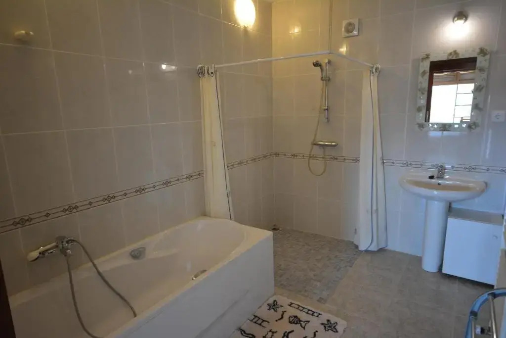 Lloret Apartments