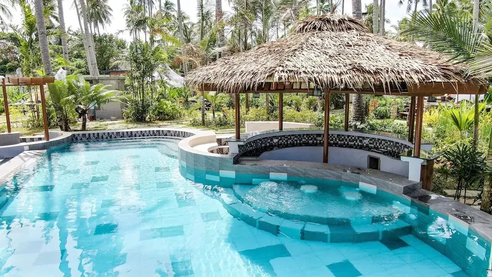 Mad Monkey Hostel Nacpan Beach