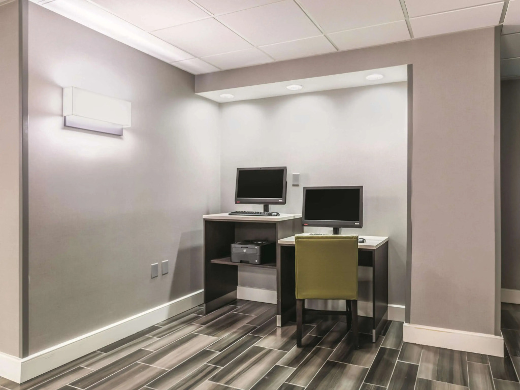 La Quinta by Wyndham Dallas Plano West