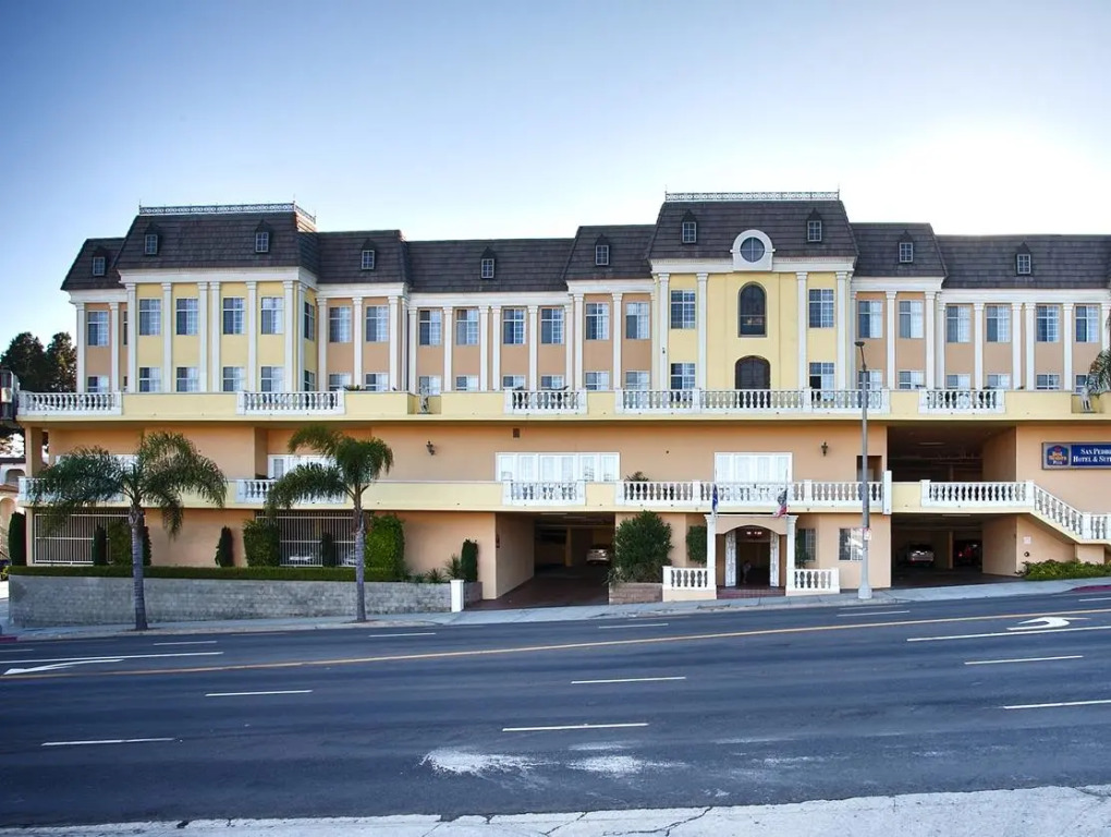 Best Western Plus San Pedro Hotel and Suites