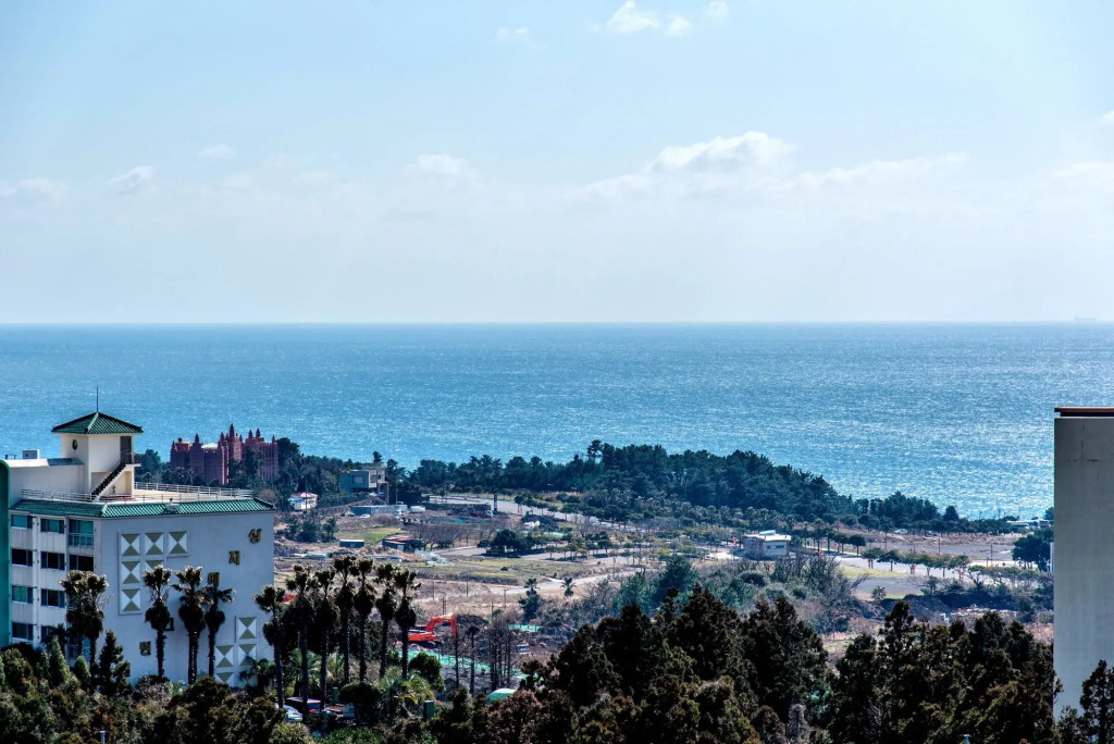 Jungmoon City Hotel & J-hill Hotel