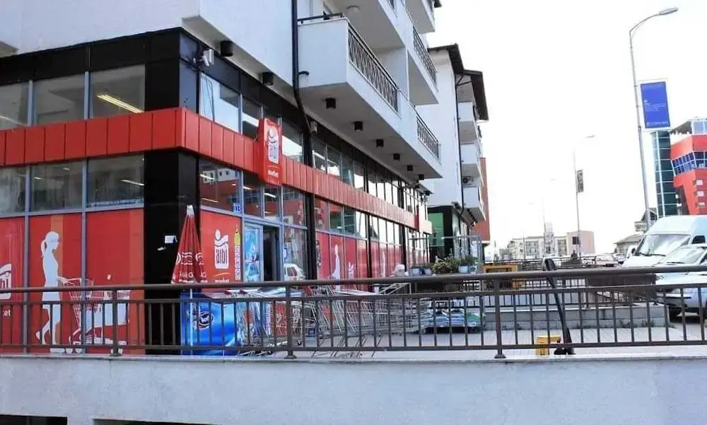 Emerald Apartment