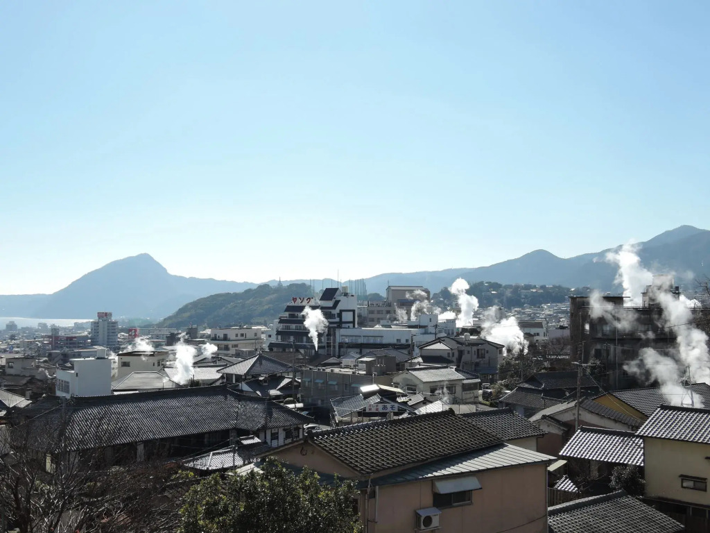 Beppu Yukemuri-no-oka Youth Hostel