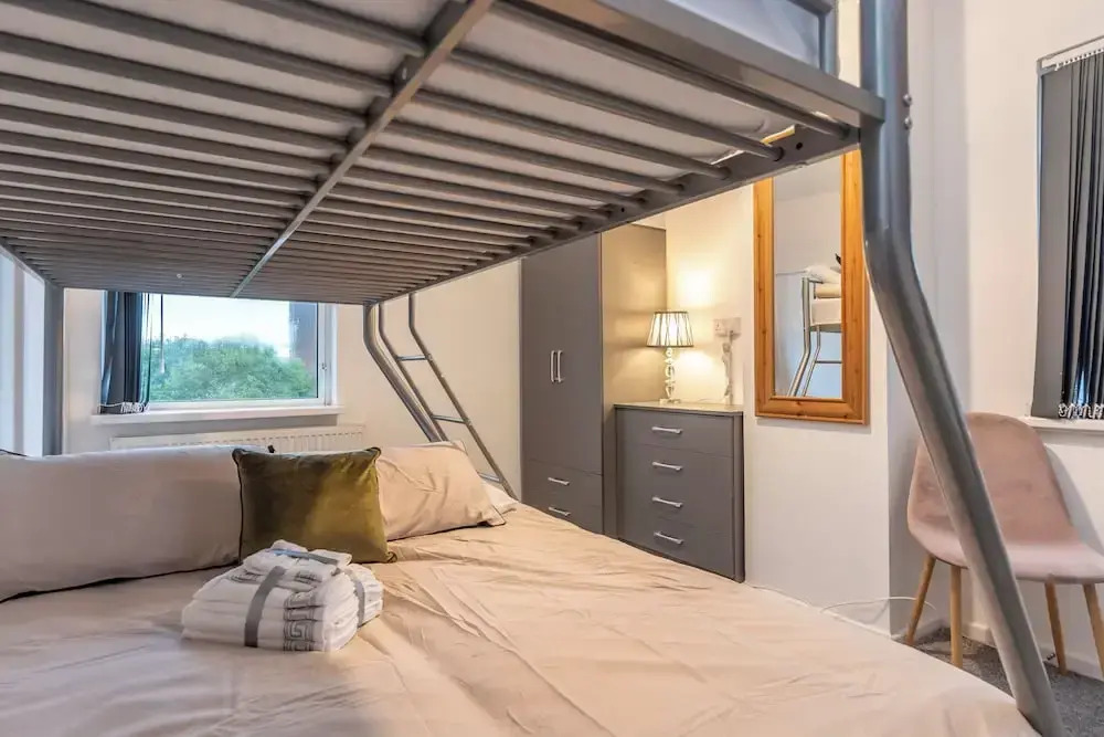 Beautiful 3-bed House in Bristol