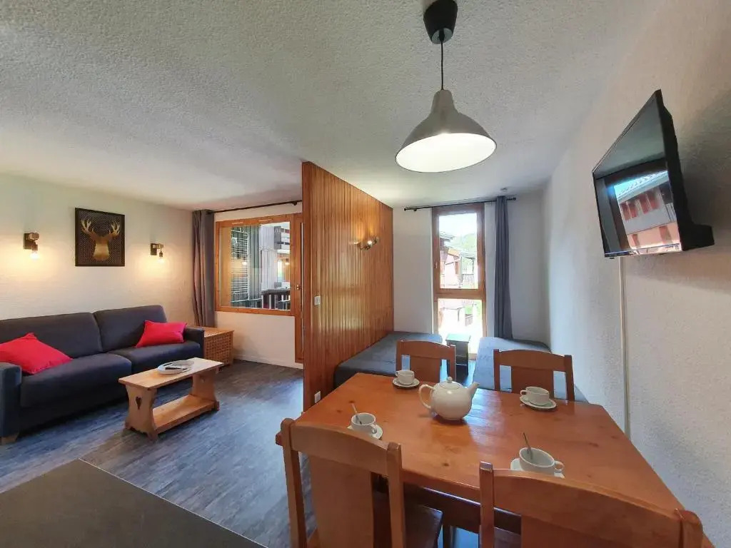 Appartement La Plagne, 1 pièce, 4 personnes - FR-1-353-62