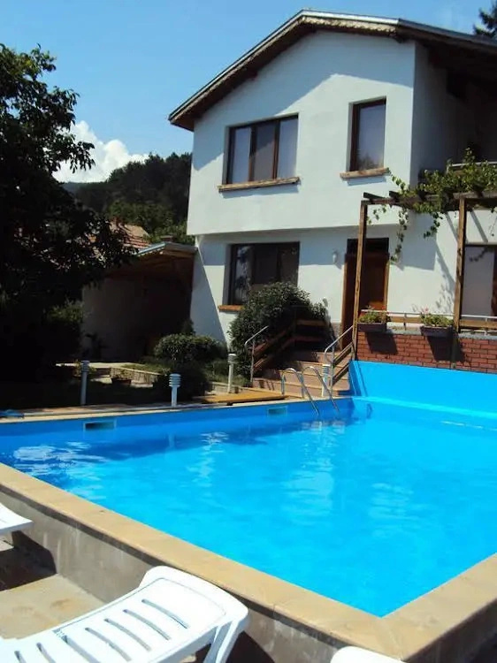 House Mirlevi