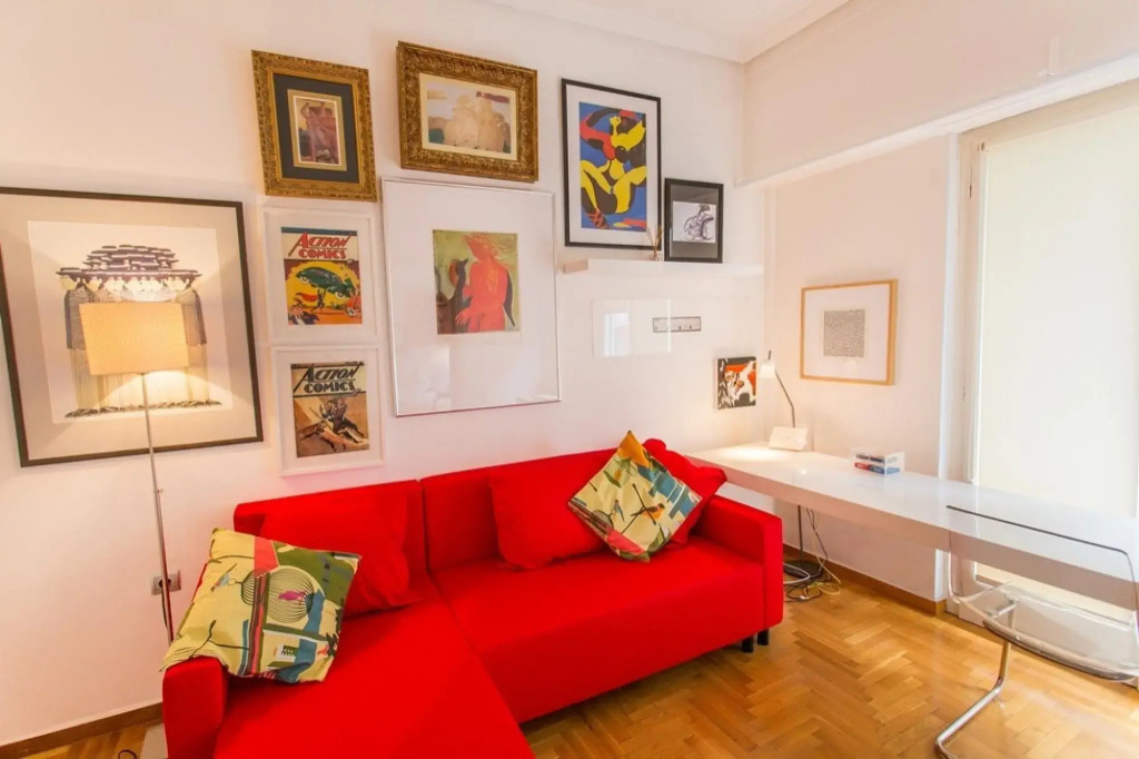 A Cozy Apt in Kolonaki of Athens