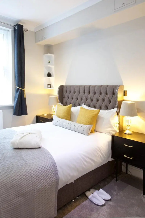 Avari Apartments - Winchester Collection