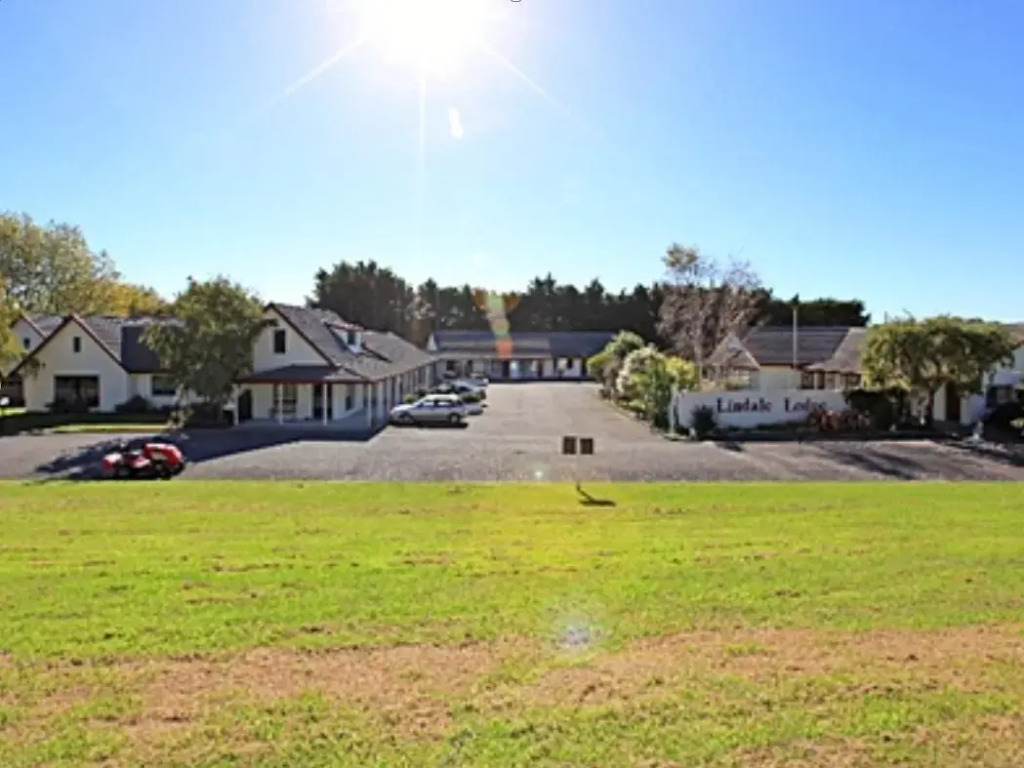 Kapiti Lindale Motel and Conference Centre