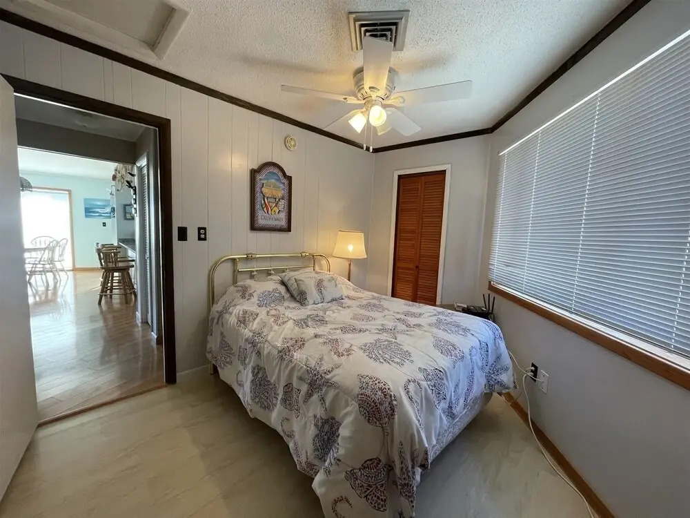 46221 Oramar Drive House by RedAwning