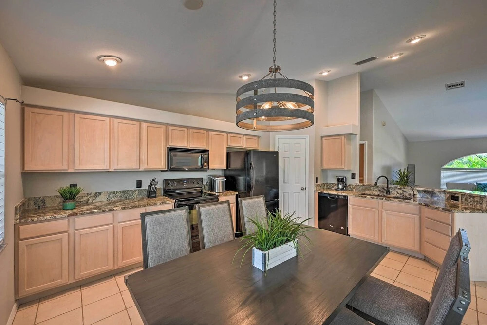 Dog-friendly Escape w/ Dock & Kayaks in Cape Coral