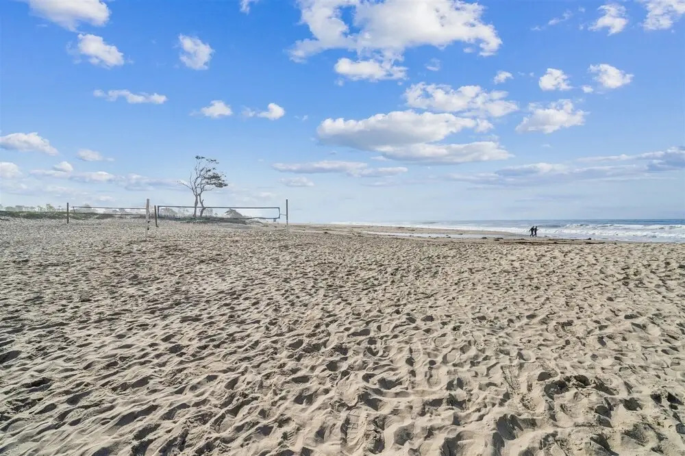 4950 Sandyland Road #127 Condo by RedAwning