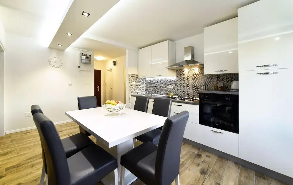 "D&M" Studio Apartments