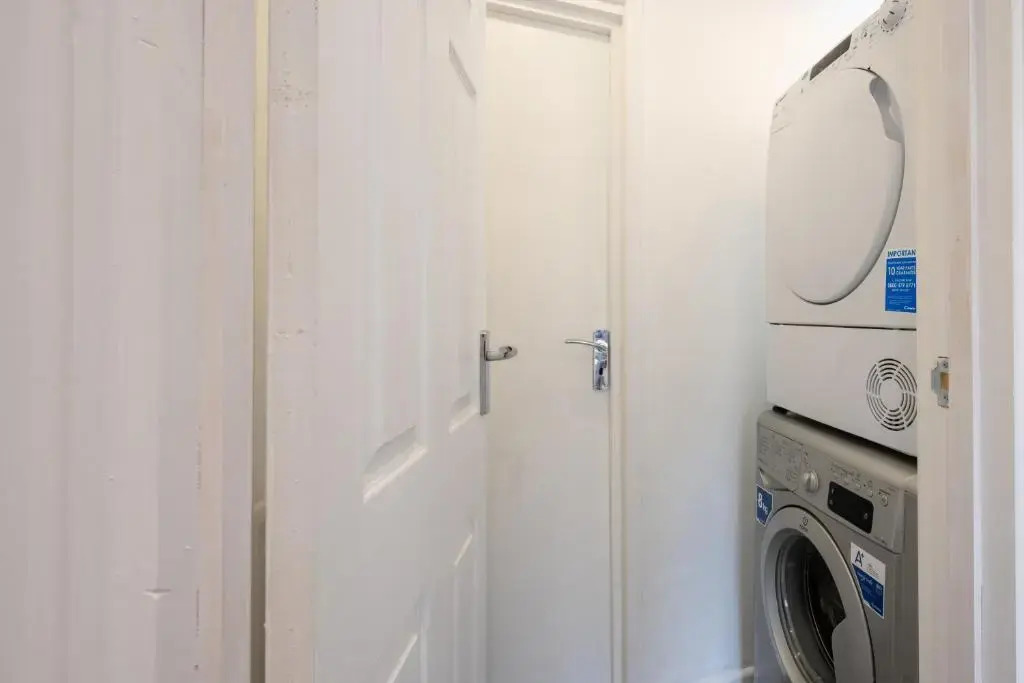 Summerfield House - Elegant house with garden near NEC, JLR, Solihull