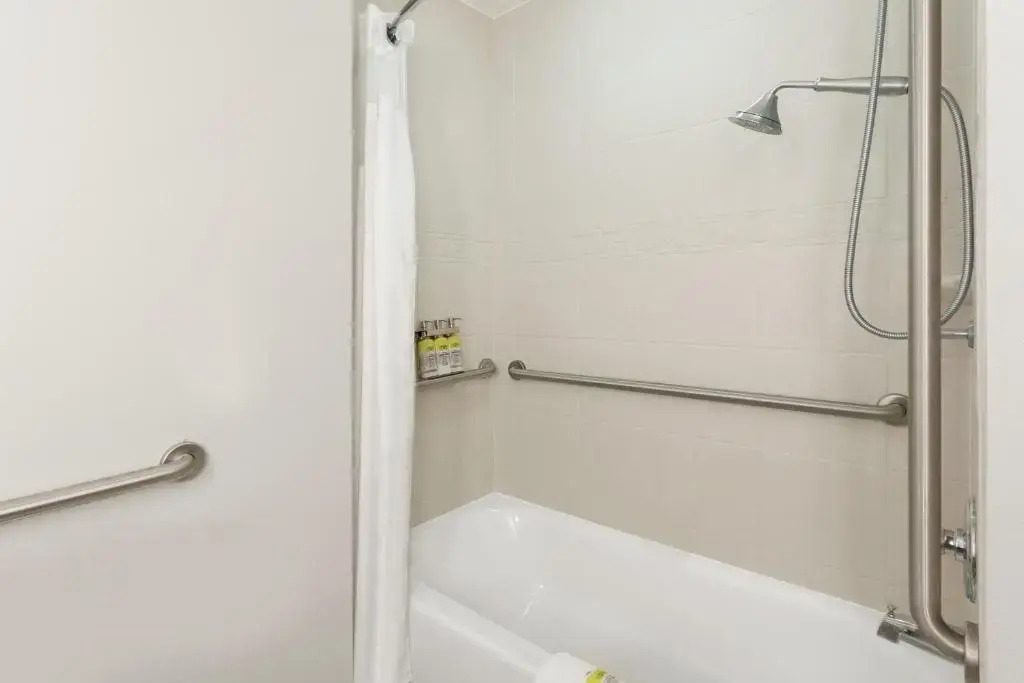 Holiday Inn Express & Suites Searcy by IHG