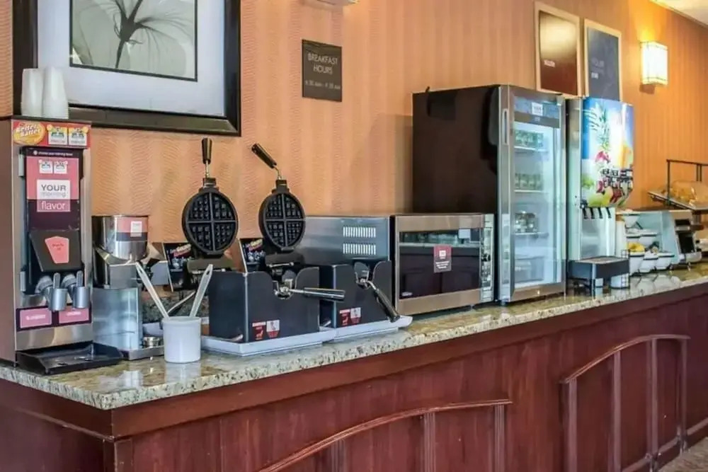 Comfort Inn North