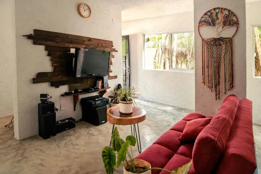 Relaxing comfortable jungle view Eklum Villa Rivera Maya Puerto Morelos POOL AC GYM GATED COMMUNITY