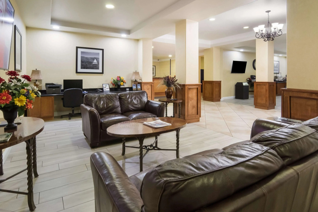 Best Western Comanche Inn