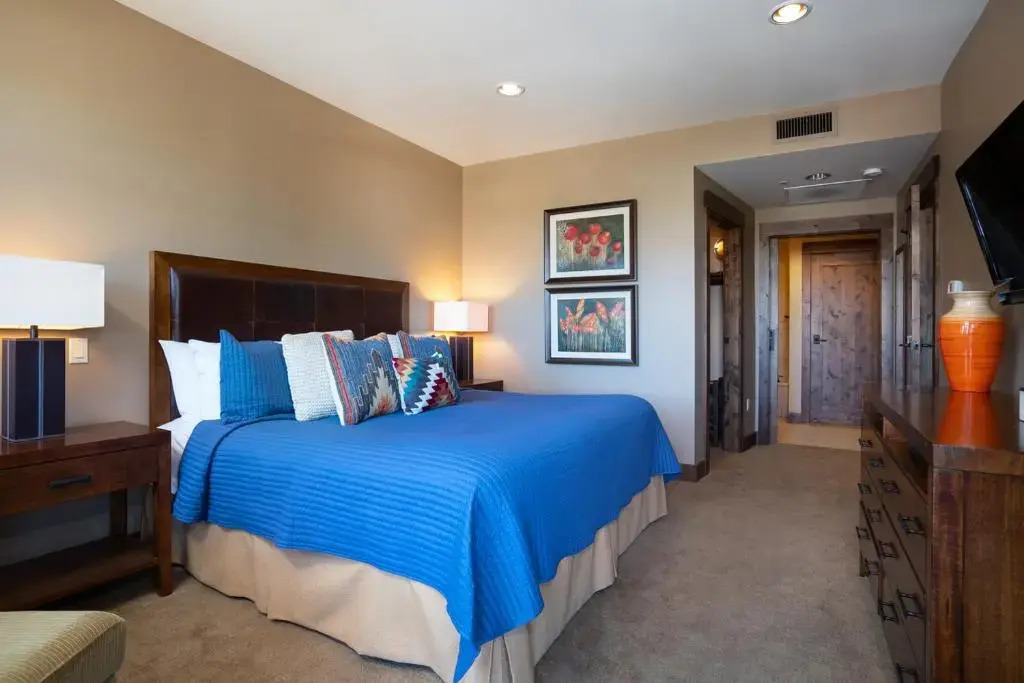 Luxury Village at Northstar Residence w/ Ski Valet - Northstar Lodge 304