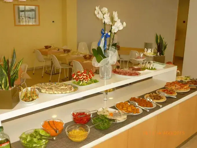 Iones Hotel