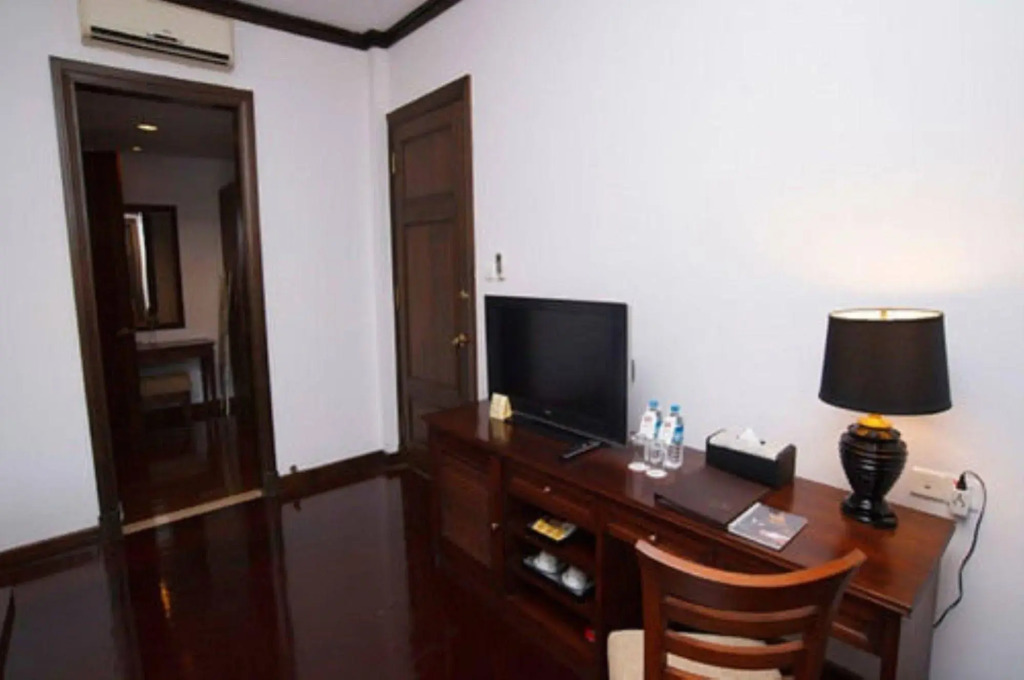 The Hotel Amara
