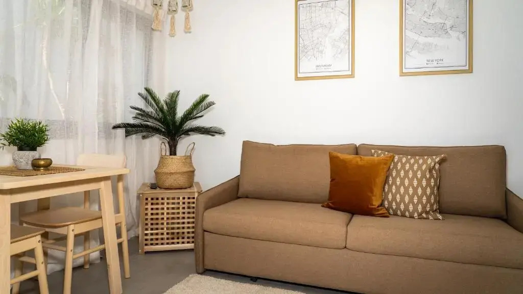Ocean shore apartment 1