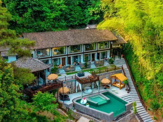 Mid-Levels Homestay