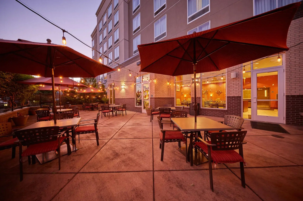 Holiday Inn Express : Eugene - Springfield by IHG