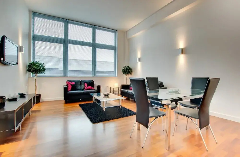 Executive Flat Newcastle