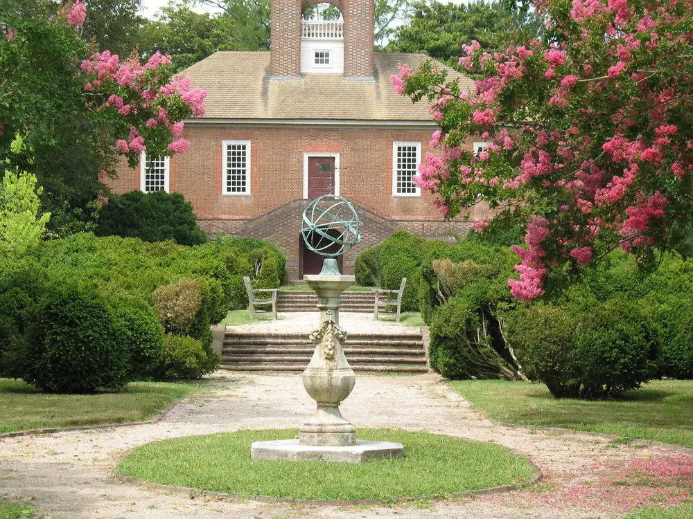 Inn at Stratford Hall