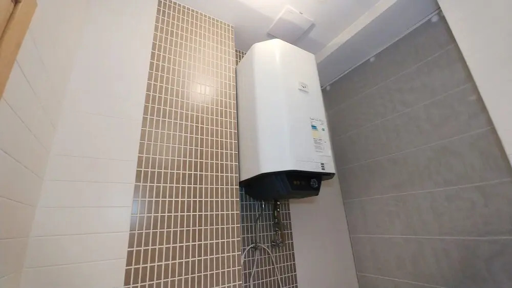 Deluxe 2 Bedroom Apartment Near Kreschatyk - 4001