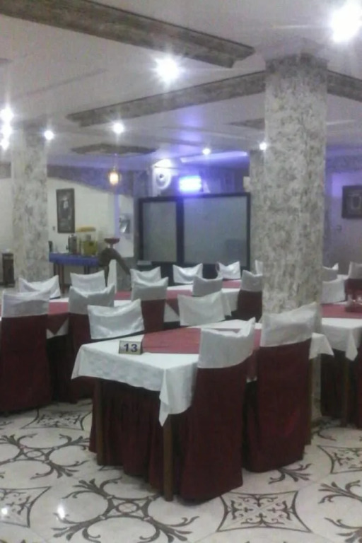 Hotel Raymon