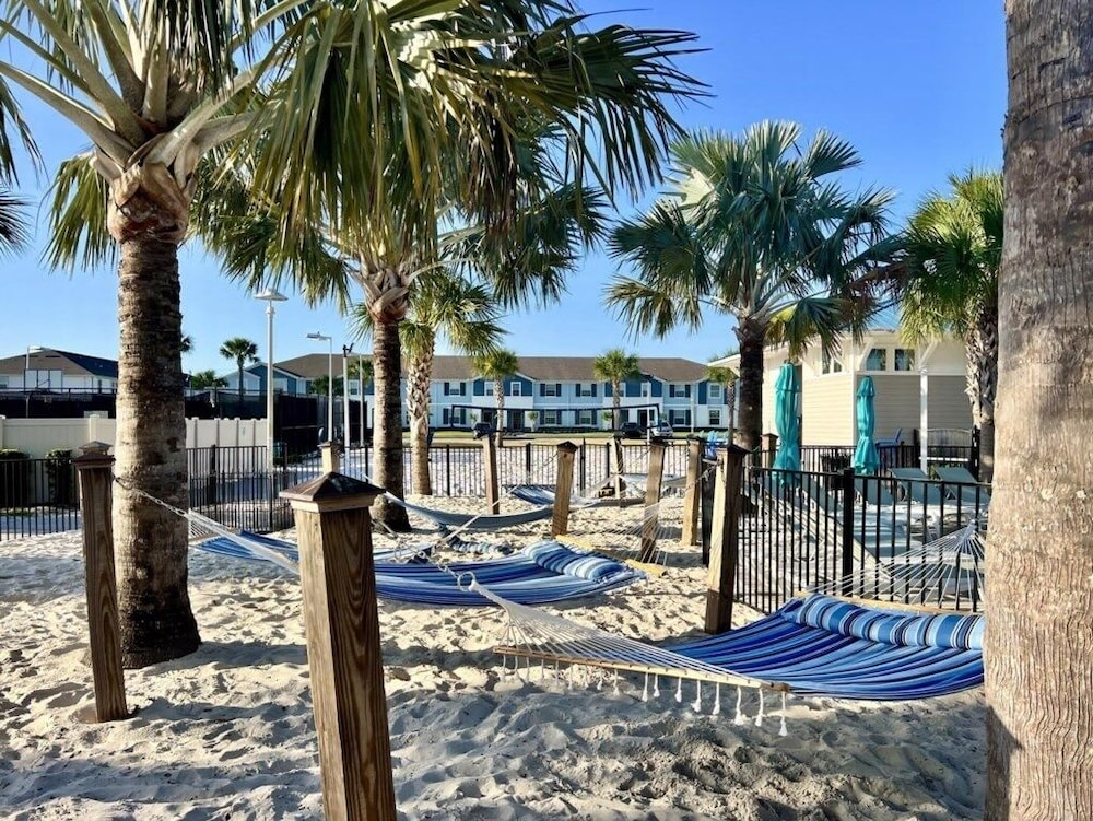 Fabulous 5bd Family Townhome With Splash Pool-726g 5 Bedroom Townhouse