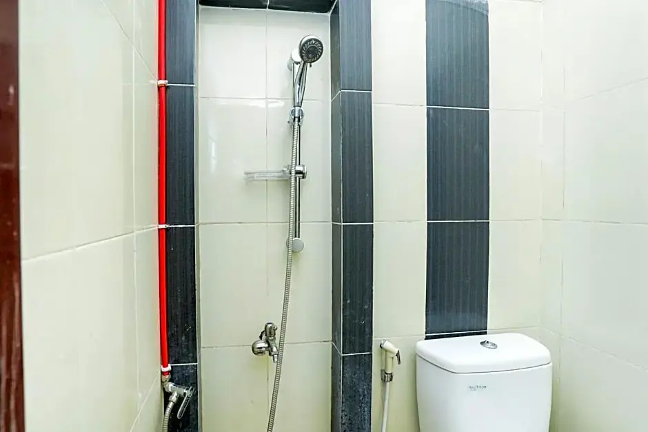 OYO Life 3358 Griya Aisyah Residence 2