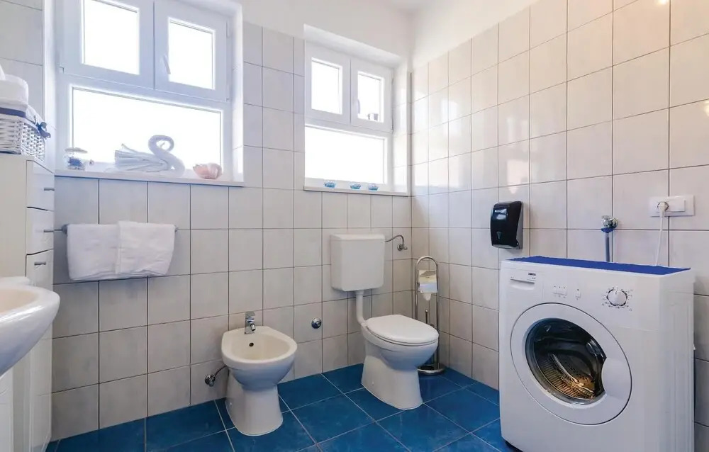 Beautiful Home in Zaton Mali With Wifi and 3 Bedrooms