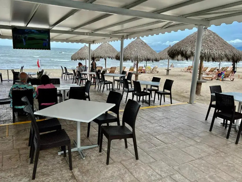Beachfront 2 bedroom Condo in Playa Royale Resort, Nuevo Vallarta