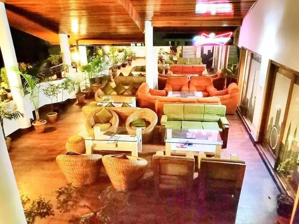 OYO 10179 Hotel Yavachi