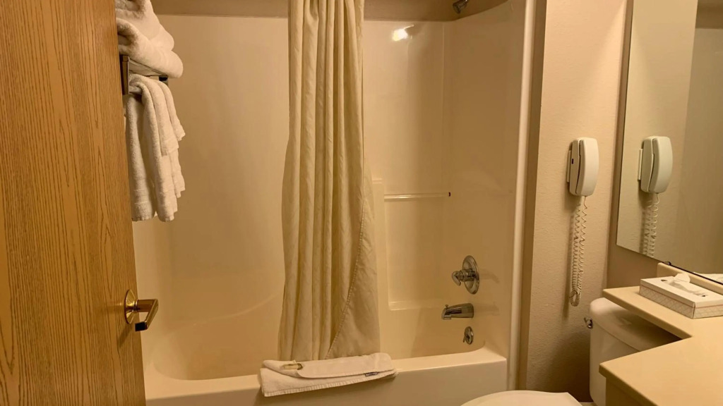 Fairbridge Inn and Suites - Miles City