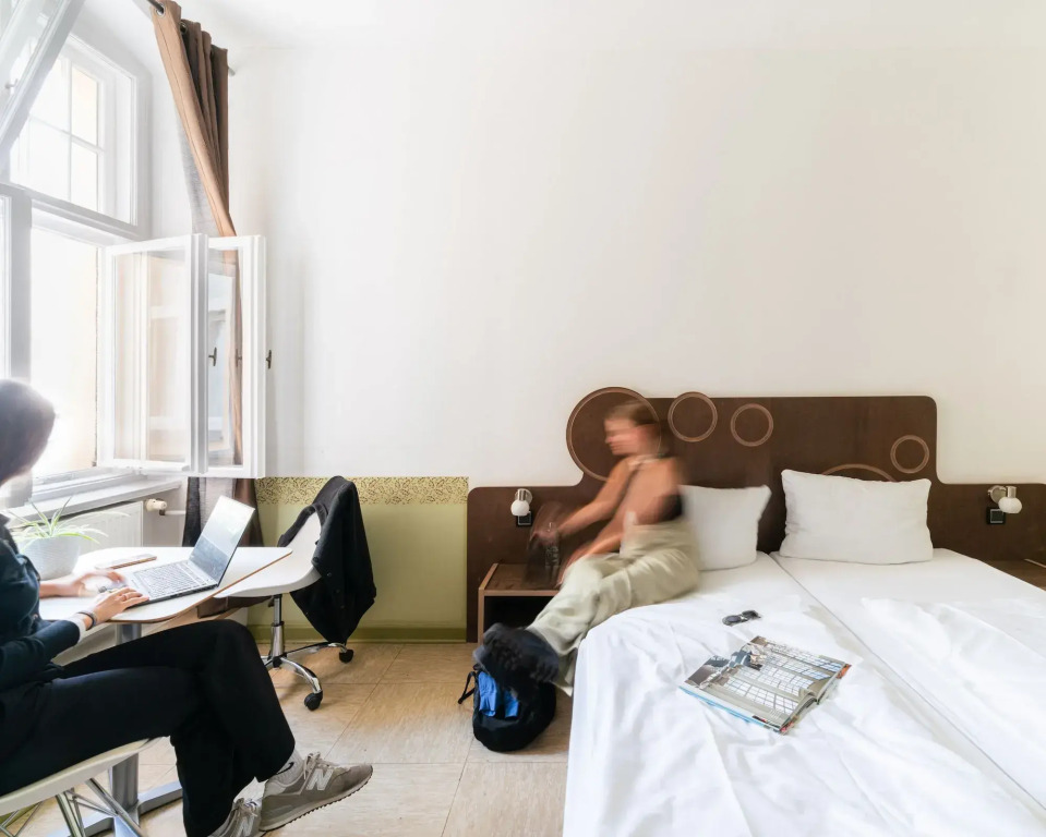Three Little Pigs Hostel - Your Berlin Castle