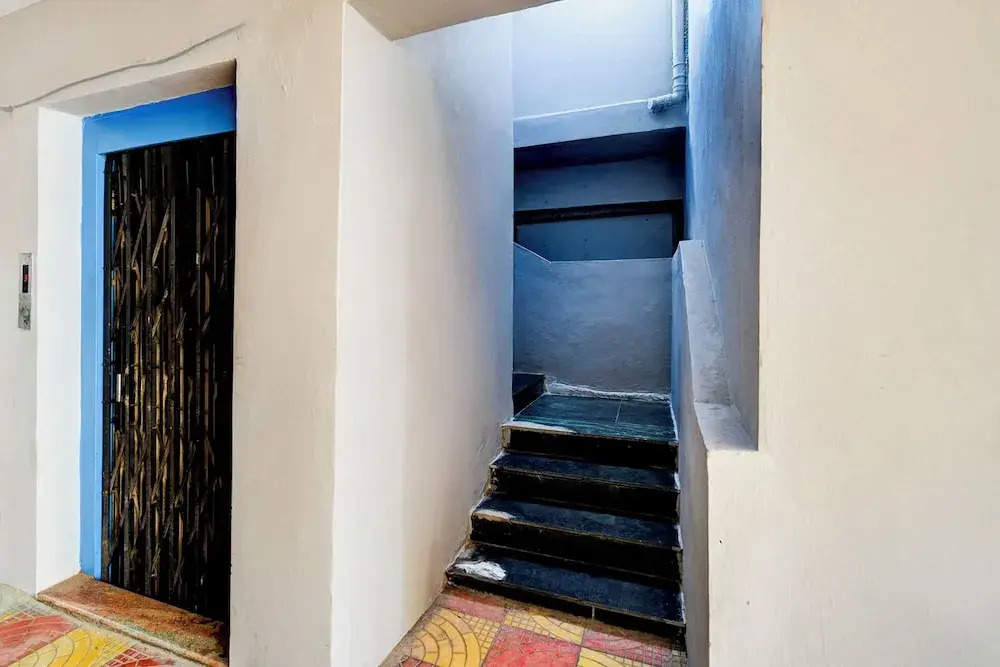 Fabhotel Five Star