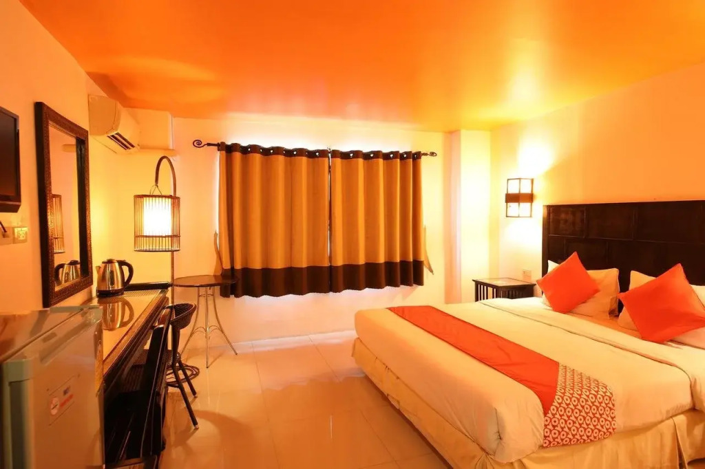 Patong Station House