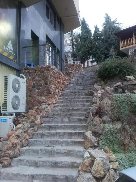 Sandanski Peak Guest Rooms
