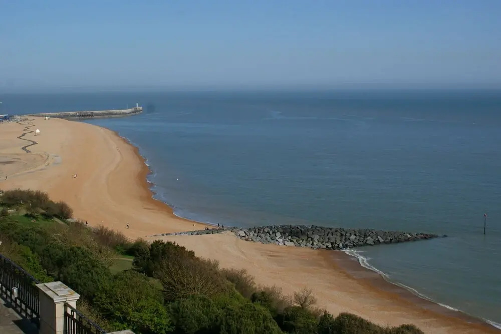 10to12 Folkestone