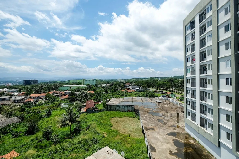 Elegant Studio Apartment @ Bogorienze Resort