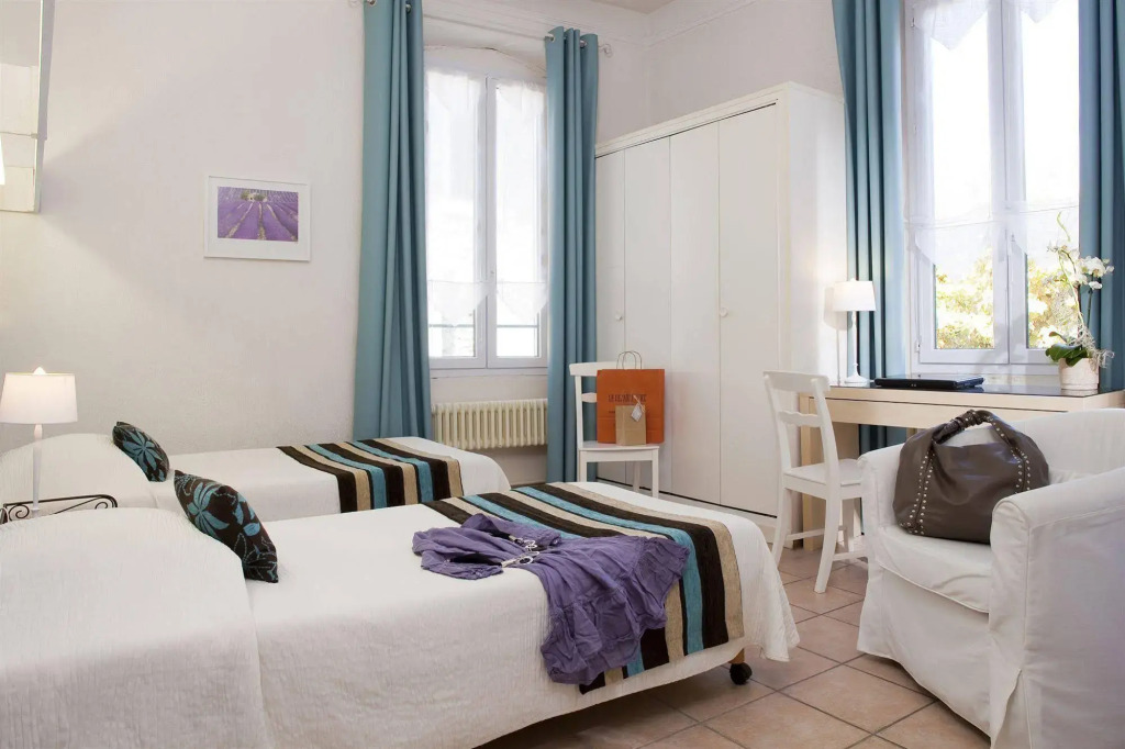 Hôtel LHerbier dOrange - Accueil Vélo