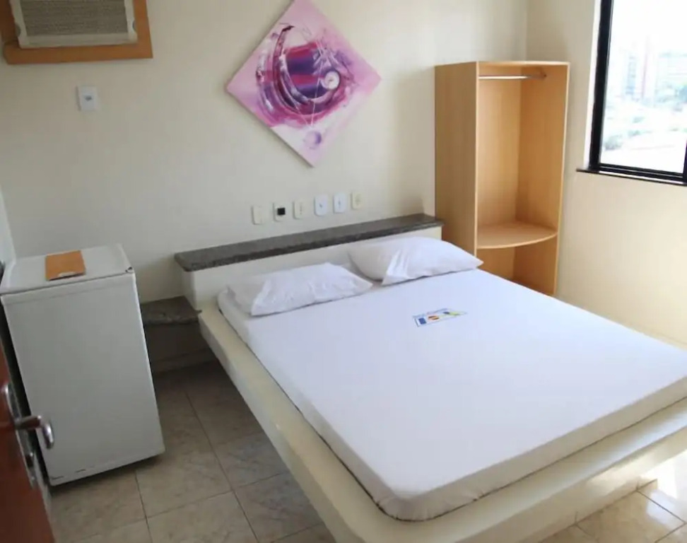 Hotel Piramide Pituba - Av Paulo VI