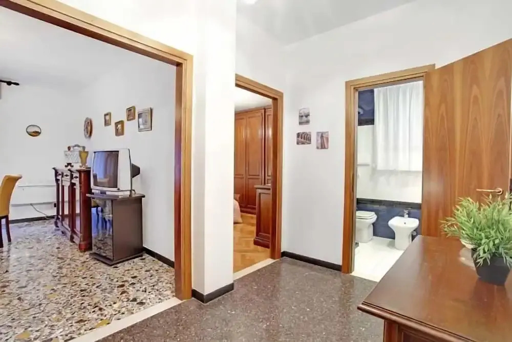 Grimaldi Apartments - Elena