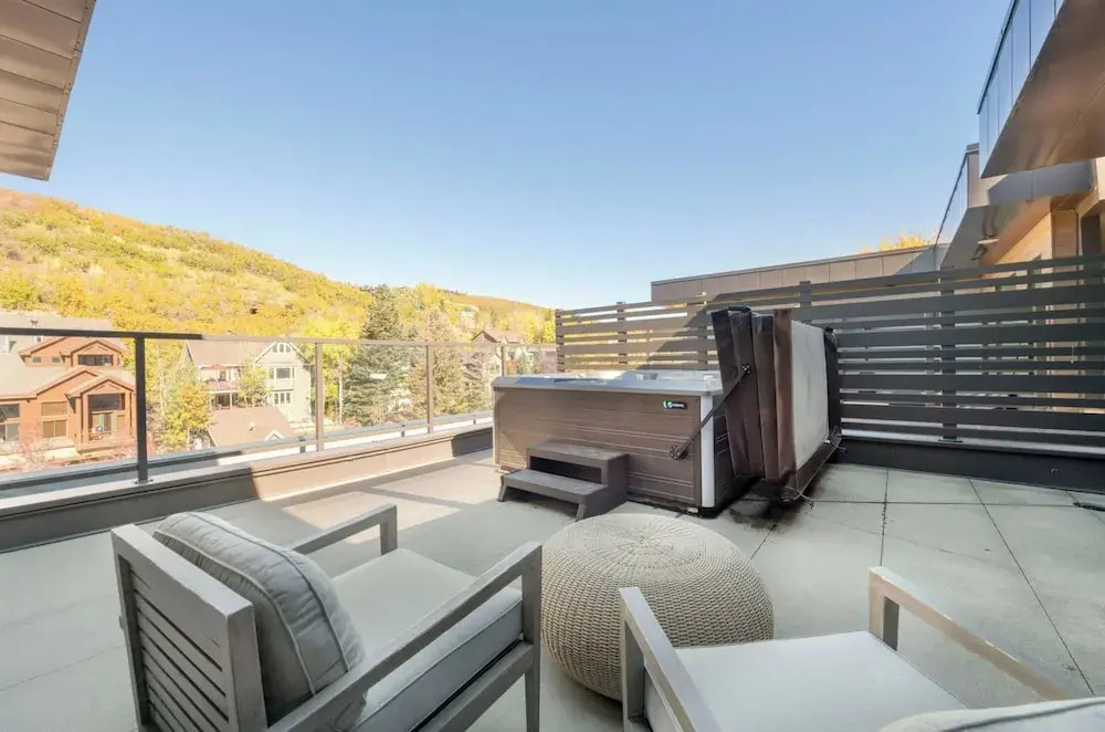 Luxury Old Town Residence
