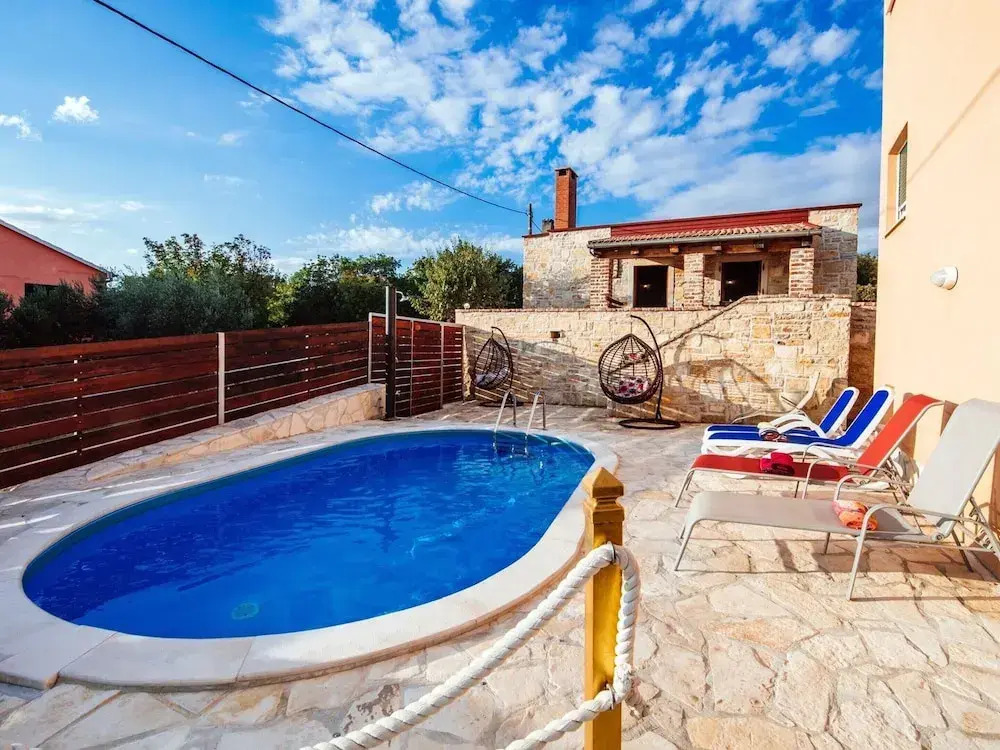 Holiday Home Jasenice near Beach & Pool
