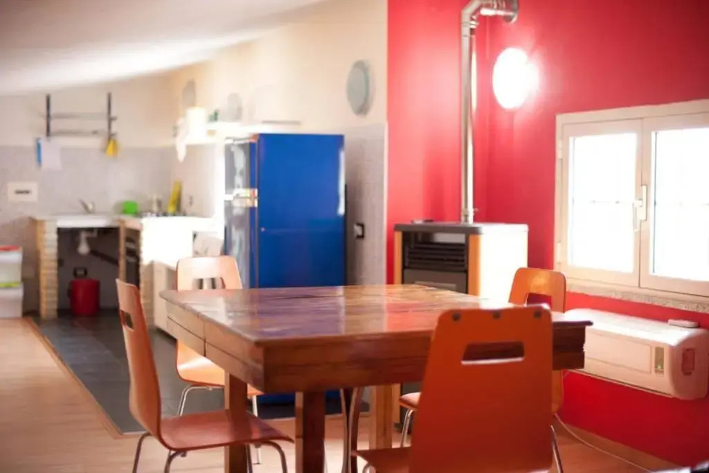 Loft mansardato con giardino e piscina/ loft with garden and swimming pool